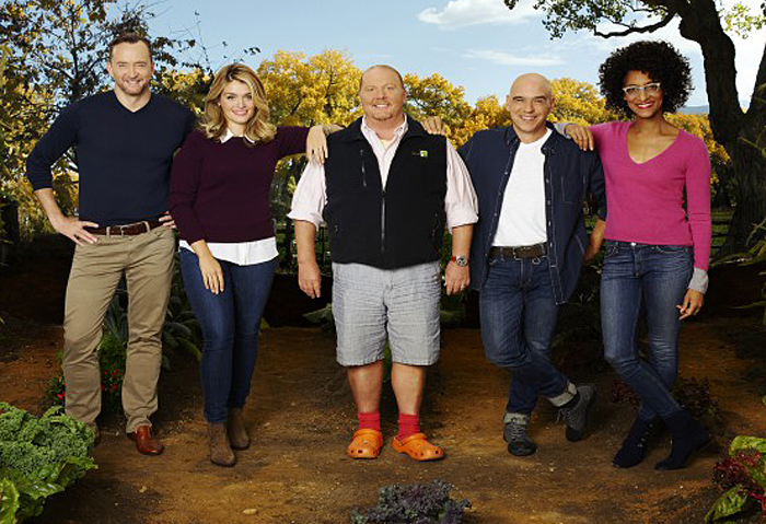 THE CHEW  ABCs The Chew features entertaining expert Clinton Kelly, health and wellness enthusiast Daphne Oz, celebrity chefs Mario Batali, Michael Symon and Carla Hall. (ABC/Craig Sjodin) 