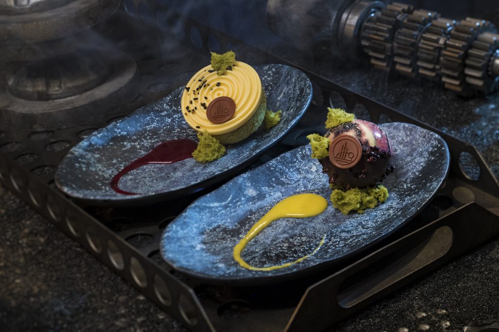Desserts from Docking Bay 7 Food and Cargo at Star Wars: Galaxy’s Edge
