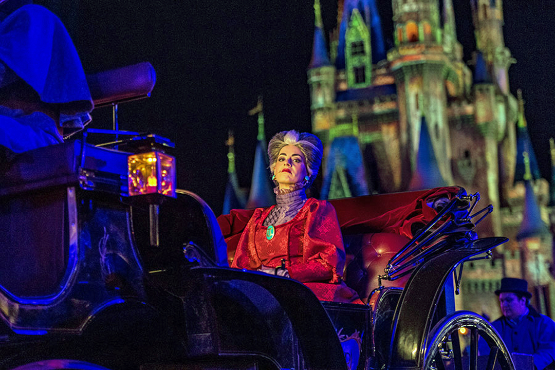This new wicked procession, presented twice during the night, also features Maleficent the Dragon, Gaston, Oogie Boogie, Cruella DeVil, Captain Hook and more
